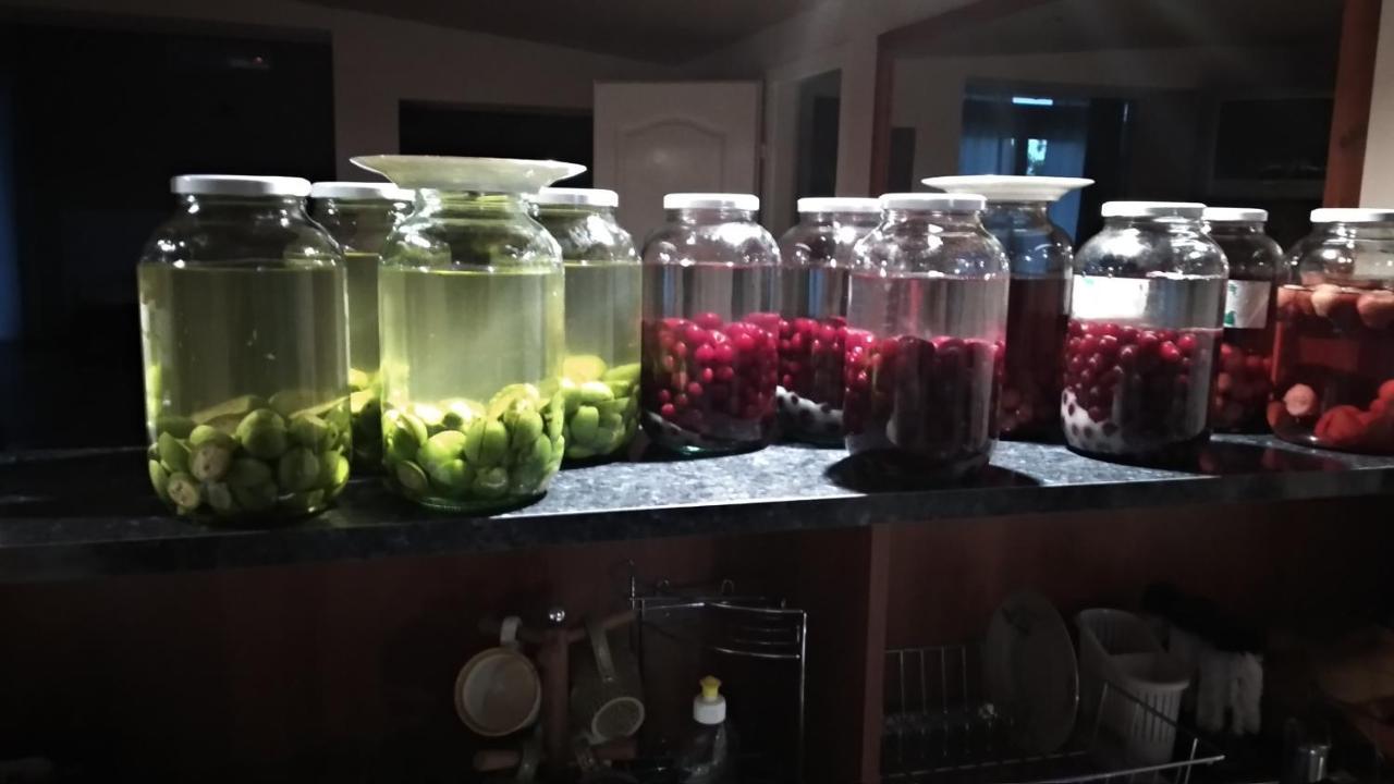 Novákporta vendégház Lakhegy Esterno foto