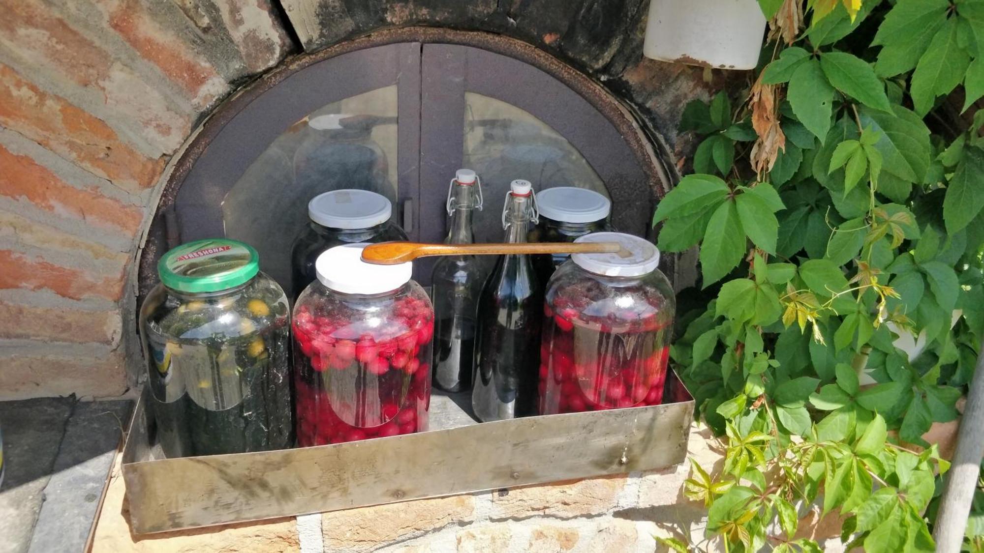 Novákporta vendégház Lakhegy Esterno foto